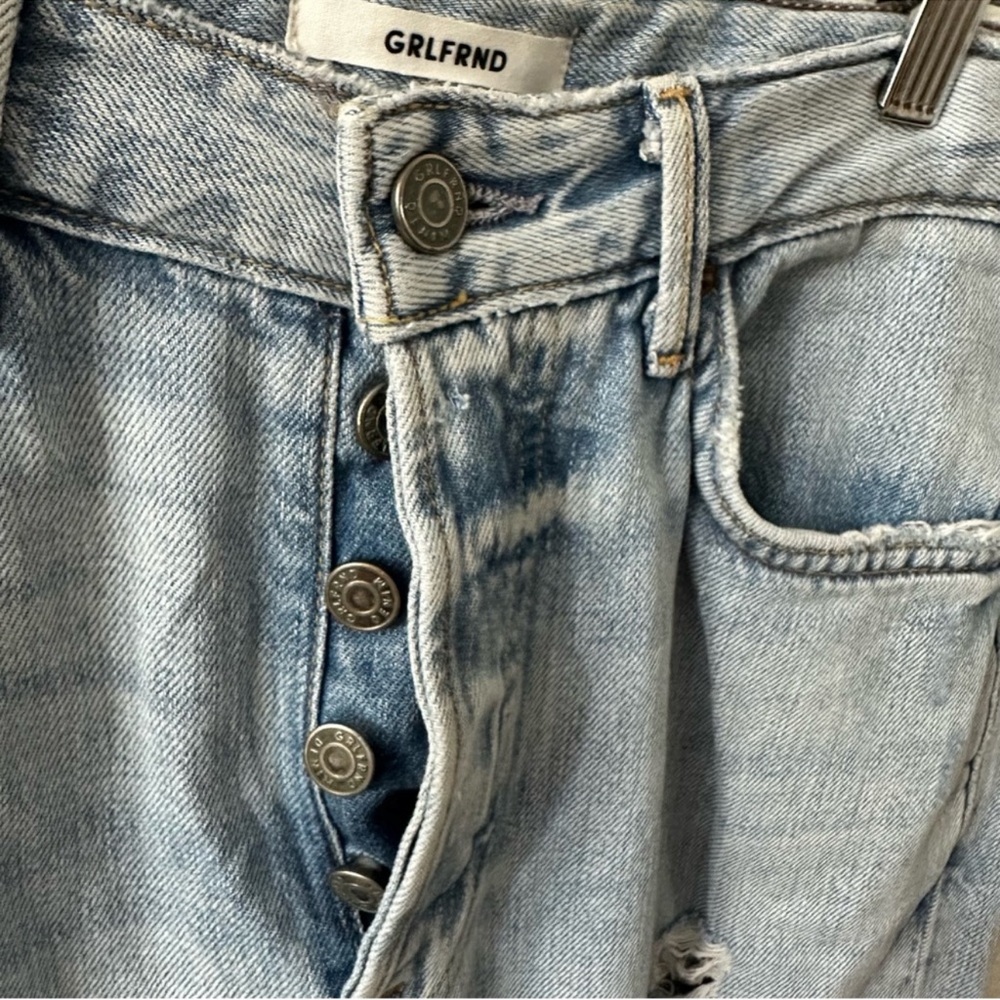 GRLFRND Carla in Keep Talking jeans
size 27 - Picture 9 of 13